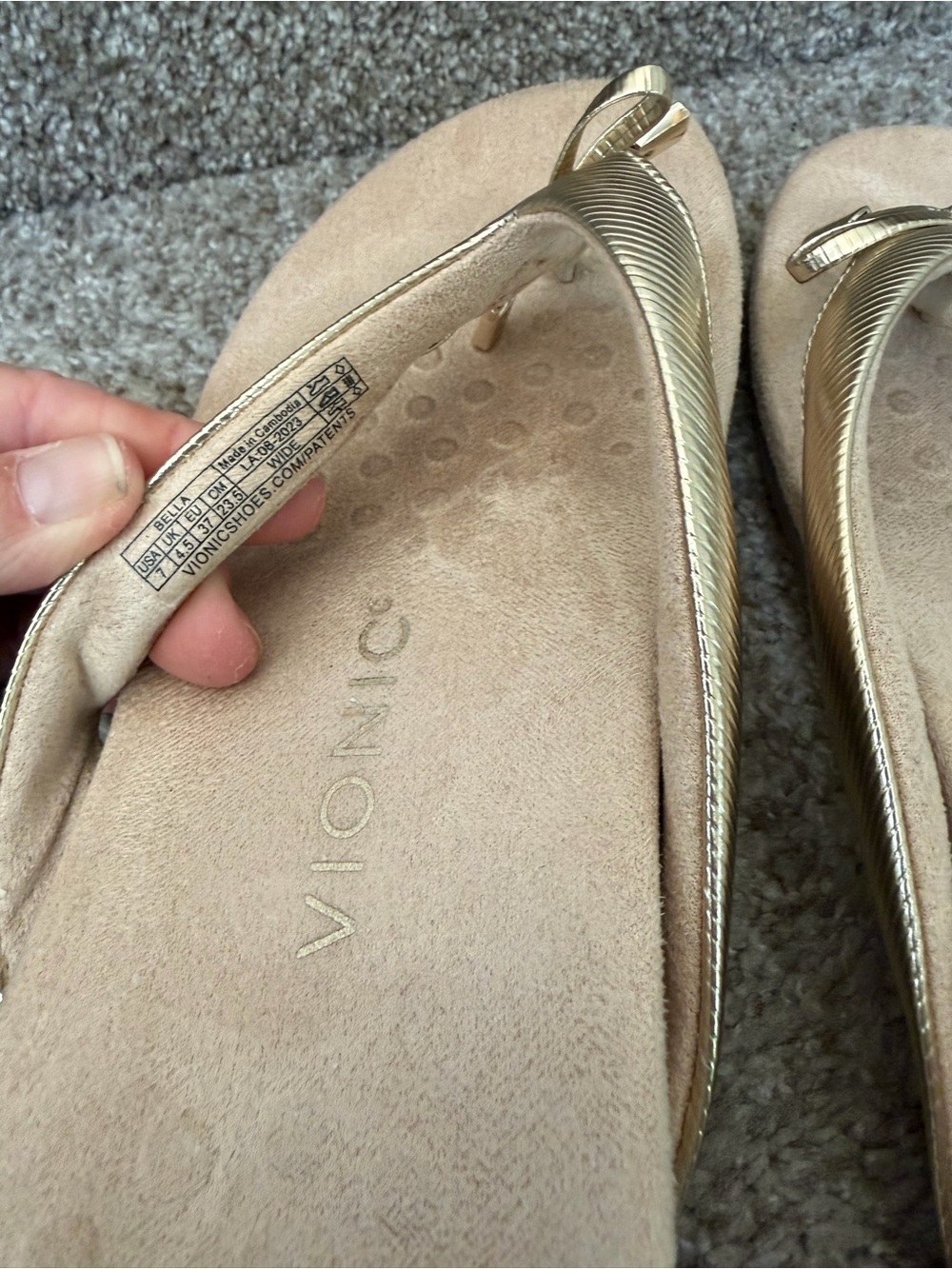 Vionic Bella II Gold Bow Tie Sandals Slides. Comfort. Feminine. EUC. SZ 7. Beach - Picture 6 of 7